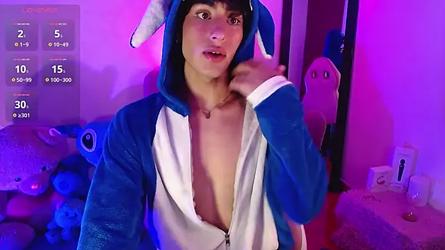 Snapshot of saanti_foxs chatting on September 29, 2:16 am saanti foxs online show from September 29, 2:16 am