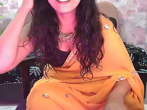 Snapshot of shaalu_sharma chatting on September 21, 6:37 am shaalu sharma online show from September 21, 6:37 am