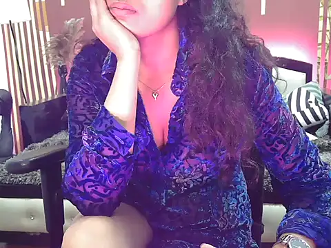 Snapshot of shaalu_sharma chatting on October 6, 9:01 pm shaalu sharma online show from October 6, 9:01 pm