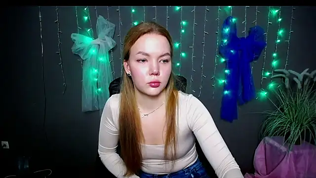 StellaLight online show from November 27, 1:24 pm