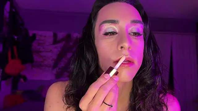 xoFrankie online show from October 5, 3:49 am