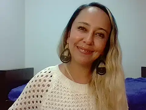 leah susman online show from October 9, 2:31 am