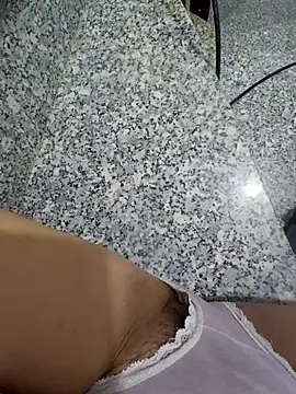 Snapshot of Mai_hd chatting on November 29, 10:35 pm Mai hd online show from November 29, 10:35 pm