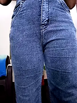 Snapshot of Rekha_89 chatting on September 10, 3:06 am Rekha 89 online show from September 10, 3:06 am