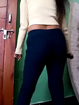 Snapshot of Rekha_89 chatting on November 14, 3:38 am Rekha 89 online show from November 14, 3:38 am