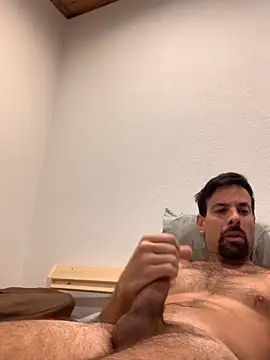 Snapshot of tantrii chatting on November 6, 10:27 am tantrii online show from November 6, 10:27 am