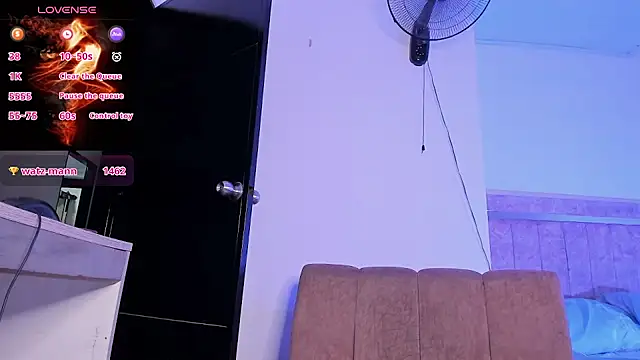 Cj davis  online show from October 2, 3:24 am