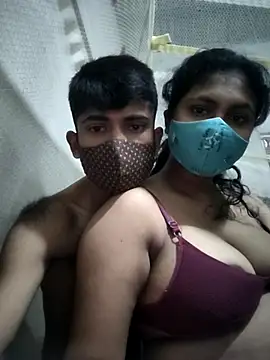 Snapshot of maskedlover321 chatting on November 28, 4:53 pm maskedlover321 online show from November 28, 4:53 pm