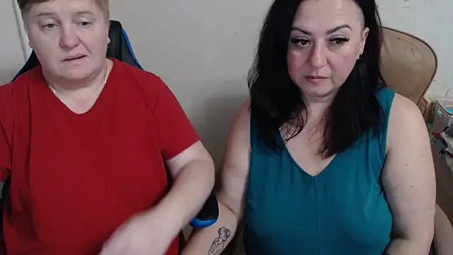 Snapshot of Bertie_Adeline chatting on September 14, 7:13 pm Bertie Adeline online show from September 14, 7:13 pm