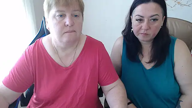 Snapshot of Bertie_Adeline chatting on September 25, 6:50 am Bertie Adeline online show from September 25, 6:50 am