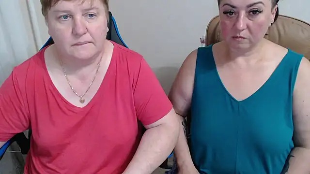 Snapshot of Bertie_Adeline chatting on September 26, 7:07 pm Bertie Adeline online show from September 26, 7:07 pm