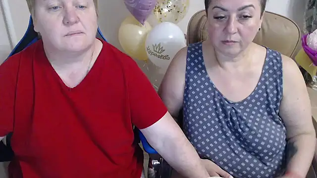 Snapshot of Bertie_Adeline chatting on October 18, 7:36 pm Bertie Adeline online show from October 18, 7:36 pm