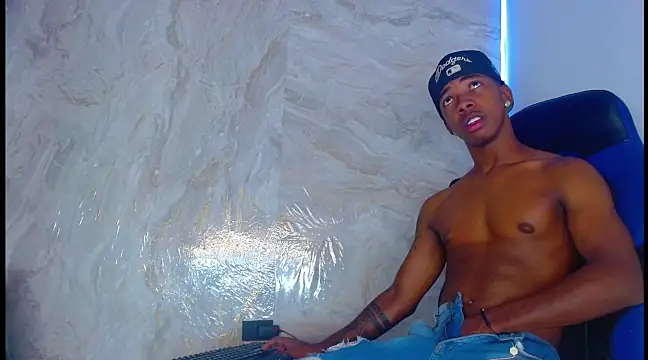 maicoljorda online show from September 21, 11:45 am