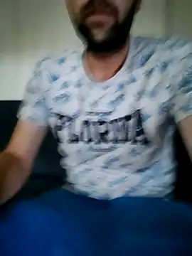 Snapshot of fearleass chatting on September 24, 6:44 pm fearleass online show from September 24, 6:44 pm