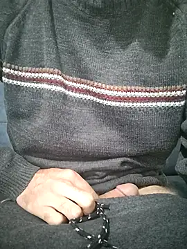 Snapshot of fearleass chatting on December 3, 7:12 pm fearleass online show from December 3, 7:12 pm