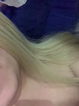 loiragoxtosinnha online show from October 25, 1:02 am