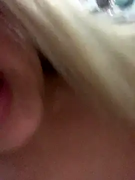 loiragoxtosinnha online show from December 2, 3:01 am