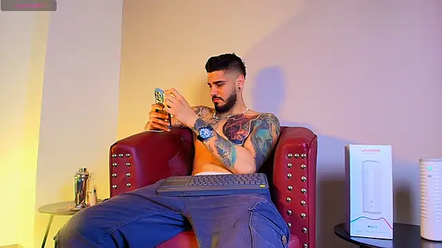 Snapshot of amodeus_bael_ chatting on September 15, 12:43 am amodeus bael online show from September 15, 12:43 am