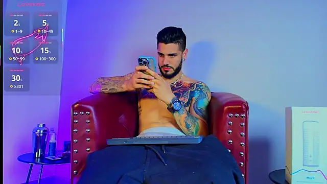 Snapshot of amodeus_bael_ chatting on October 7, 10:51 pm amodeus bael online show from October 7, 10:51 pm