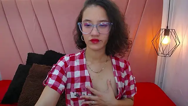 miss m1a online show from September 23, 1:30 am