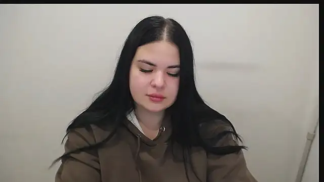 Snapshot of _Trisha_li chatting on November 8, 7:19 am Trisha li online show from November 8, 7:19 am