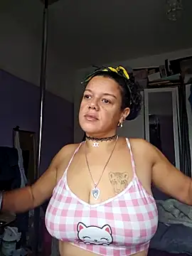 GoddessChantelle online show from October 13, 1:55 pm