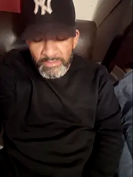 Cruz1522 online show from November 22, 11:31 am