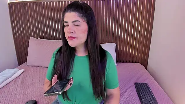 Roxie-NS online show from October 15, 12:05 pm