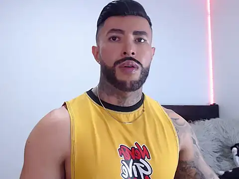 andrea de lucaa online show from September 30, 2:38 am