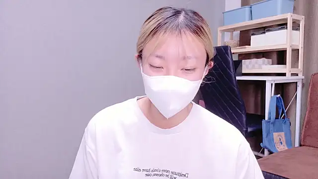 Snapshot of Nana__ch chatting on October 27, 5:11 am Nana ch online show from October 27, 5:11 am