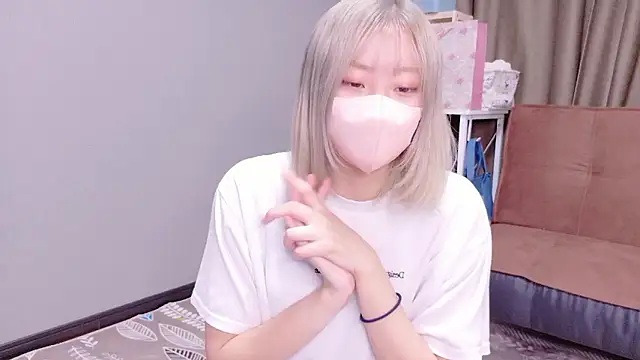 Snapshot of Nana__ch chatting on November 5, 5:07 am Nana ch online show from November 5, 5:07 am