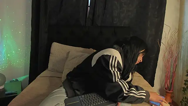 Tiffany Nm online show from November 10, 1:10 pm