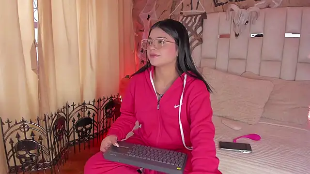 Jade Nmm online show from October 28, 1:14 pm