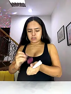 EmilyHarperr online show from September 23, 11:24 am