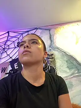 EmilyHarperr online show from October 29, 11:34 am