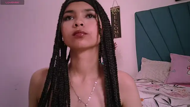 Snapshot of Kaidy_wish1 chatting on September 27, 8:19 am Kaidy wish1 online show from September 27, 8:19 am