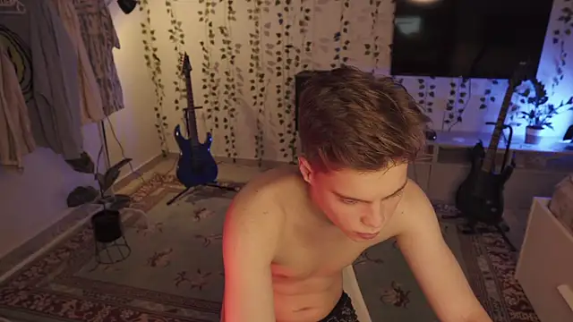 RusBradPitt online show from September 26, 11:14 am