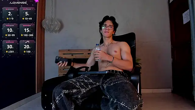 Markuss   online show from September 18, 2:35 am