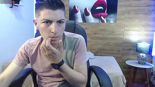 taner king online show from November 26, 2:56 am