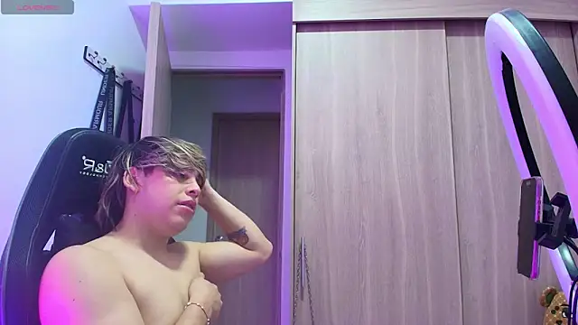 brunothompson3 online show from October 10, 1:37 am