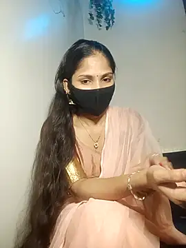 Snapshot of TheSassyGirl7 chatting on September 12, 3:45 pm TheSassyGirl7 online show from September 12, 3:45 pm