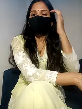 Snapshot of TheSassyGirl7 chatting on November 11, 6:41 pm TheSassyGirl7 online show from November 11, 6:41 pm