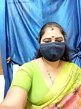 Snapshot of sushma26 chatting on September 17, 7:10 am sushma26 online show from September 17, 7:10 am