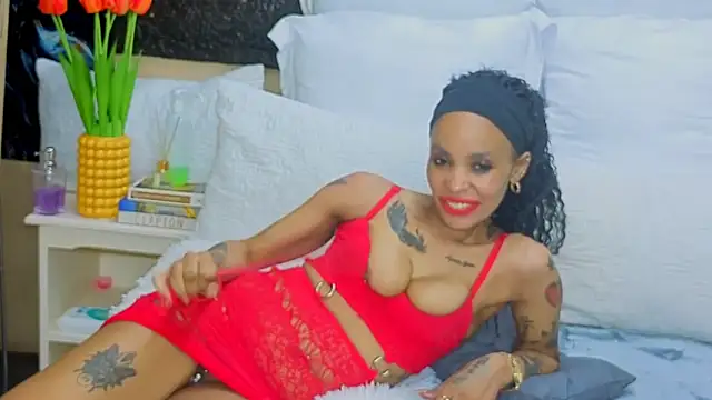 CaramelNatashaxx online show from October 12, 5:01 pm