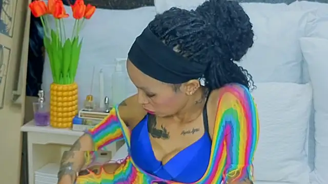 CaramelNatashaxx online show from October 22, 11:37 pm