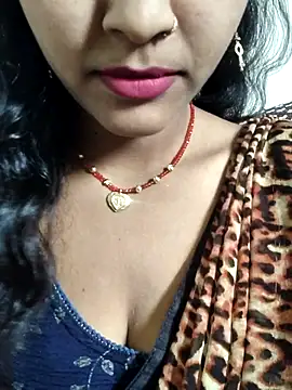 AnanyaKapoor89 online show from September 9, 5:51 am