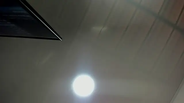 Snapshot of Vickysweeeettt chatting on September 25, 8:12 pm Vickysweeeettt online show from September 25, 8:12 pm