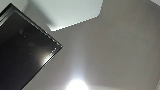 Snapshot of Vickysweeeettt chatting on November 13, 9:03 pm Vickysweeeettt online show from November 13, 9:03 pm