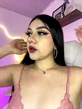 Zoe Serrat online show from September 17, 12:40 pm