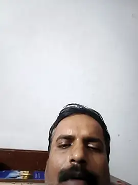 vardh033 online show from November 6, 4:24 am